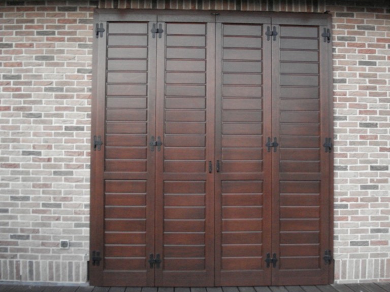 Wooden shutters