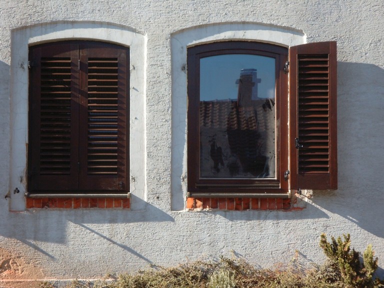 Wooden shutters