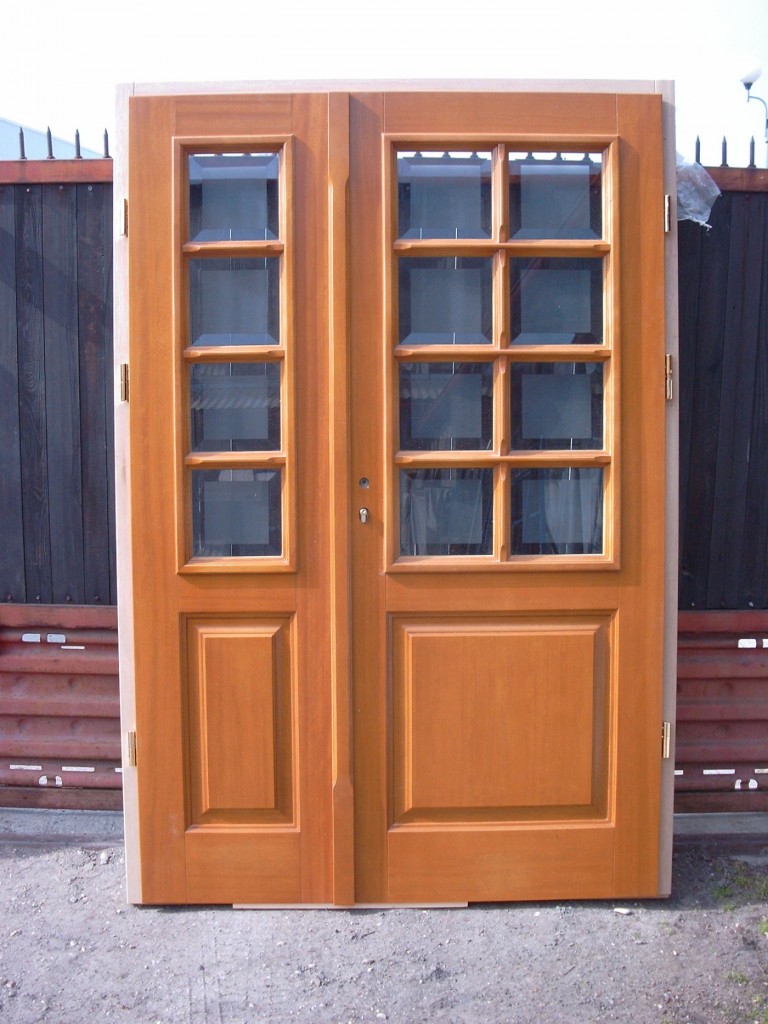 Interior wooden doors